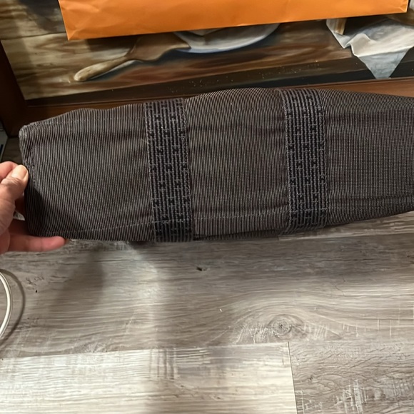 Authentic pre loved Hermes - Picture 8 of 11